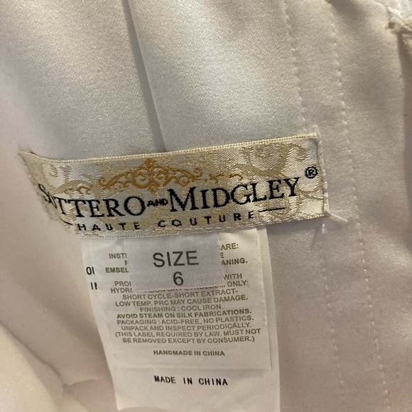 Sitters Midgley Haute Couture White Diamonds & a few pearls Wedding Dress size 6 - Picture 16 of 16